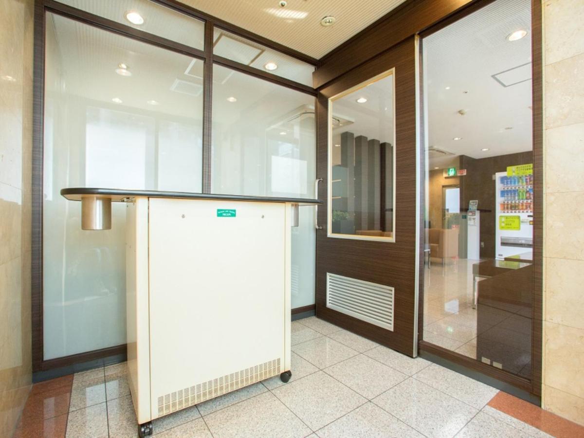 Via Inn Shin Osaka West Экстерьер фото