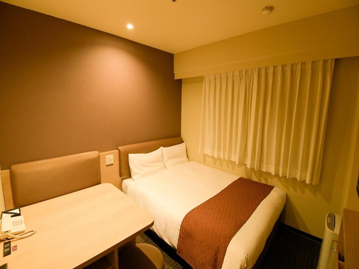 Via Inn Shin Osaka West Экстерьер фото